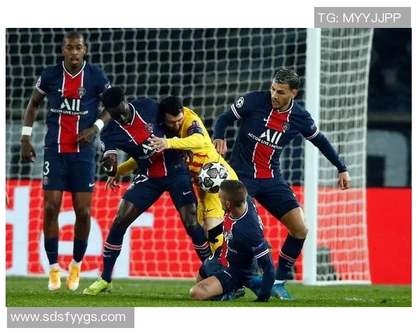 深度解析上海篮球队的阵地战与欧冠足球的战术对比与启示